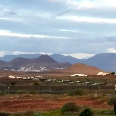 Casa Candela * تيناجون