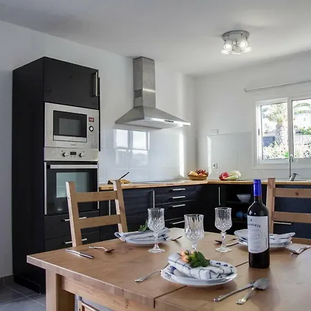 Casa Candela بيت للعطل تيناجون